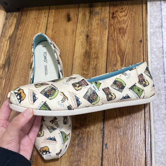 Size 10 Tom’s Espadrilles Camping Adventure Pattern - Picture 3 of 7